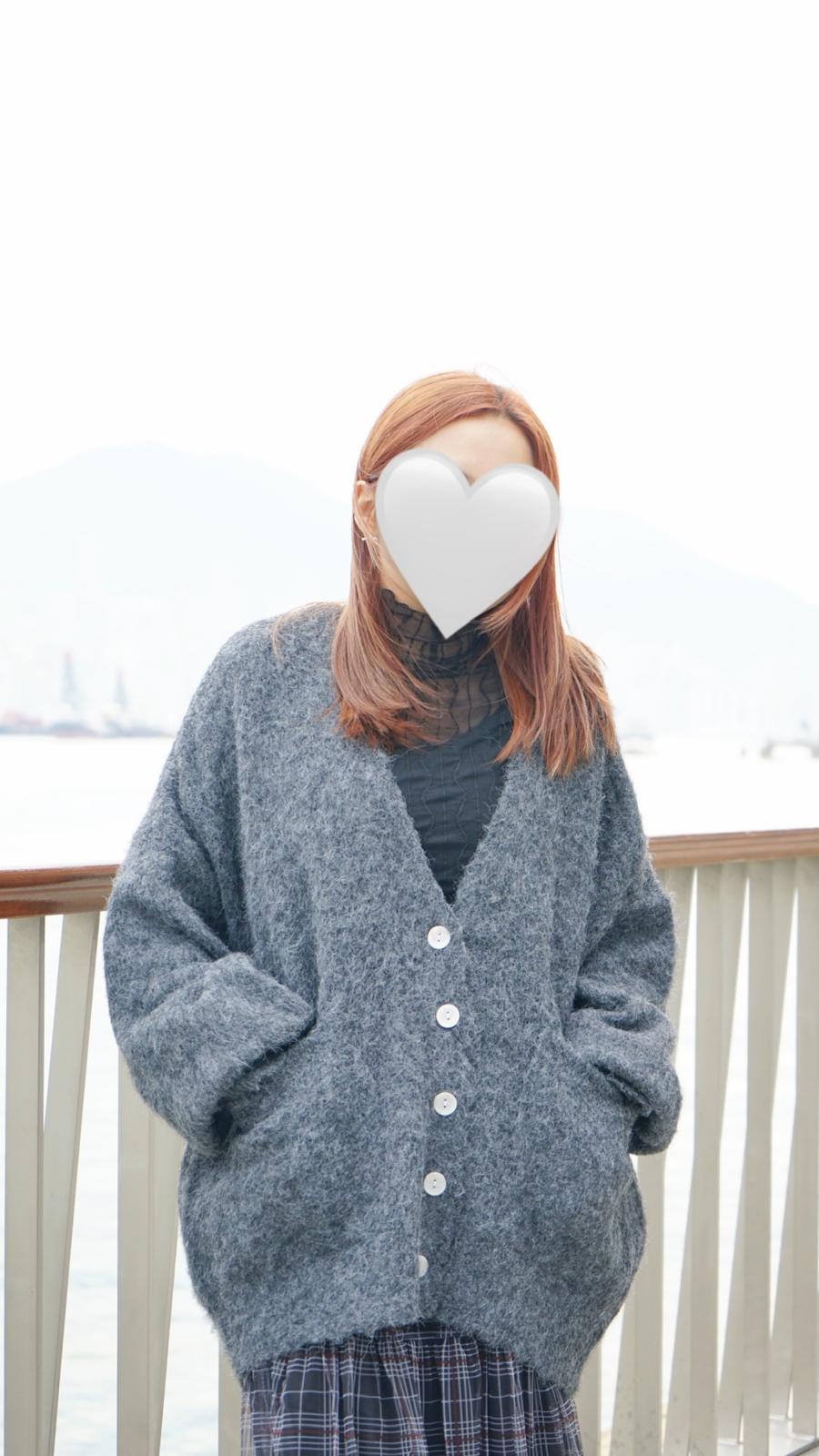 毛絨絨泡泡袖冷衫
