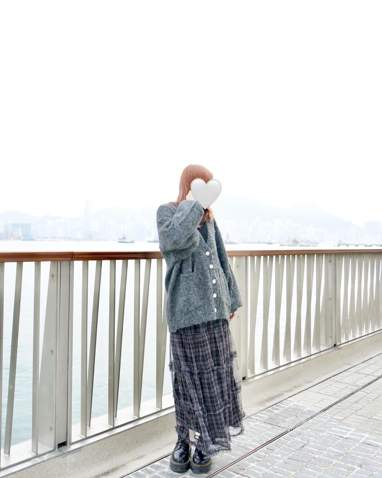 毛絨絨泡泡袖冷衫