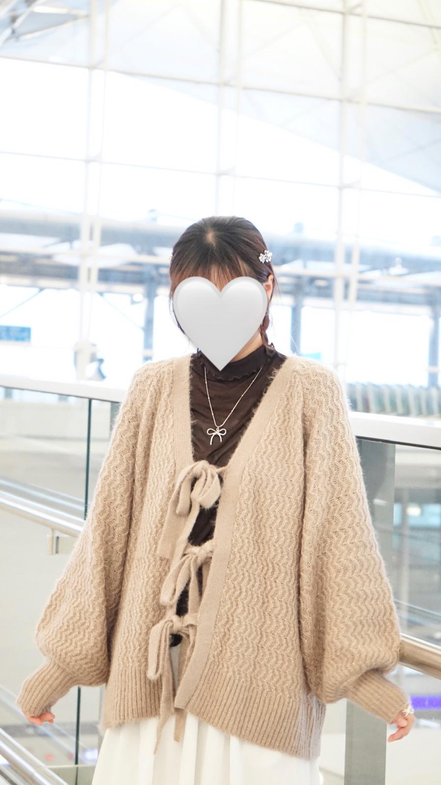 親膚Ruffle透透長袖Top