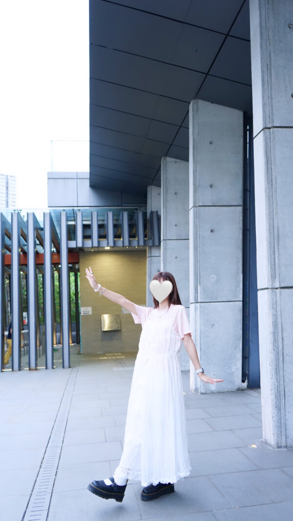 百撘小魚尾Ruffle邊Top