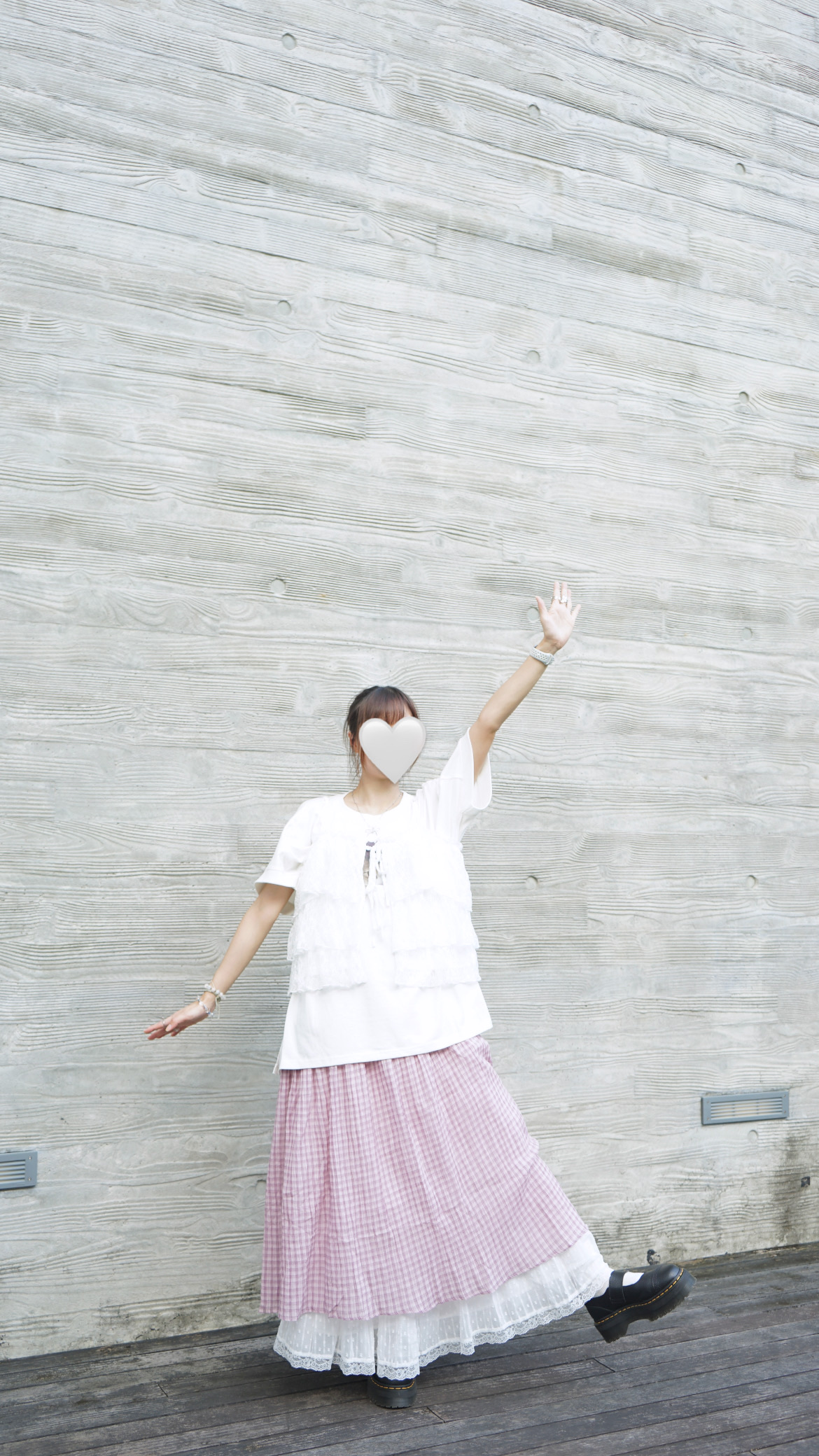 16D45F1F-A725-4857-9BB6-55F7CD94B656 後綁帶格仔連身裙