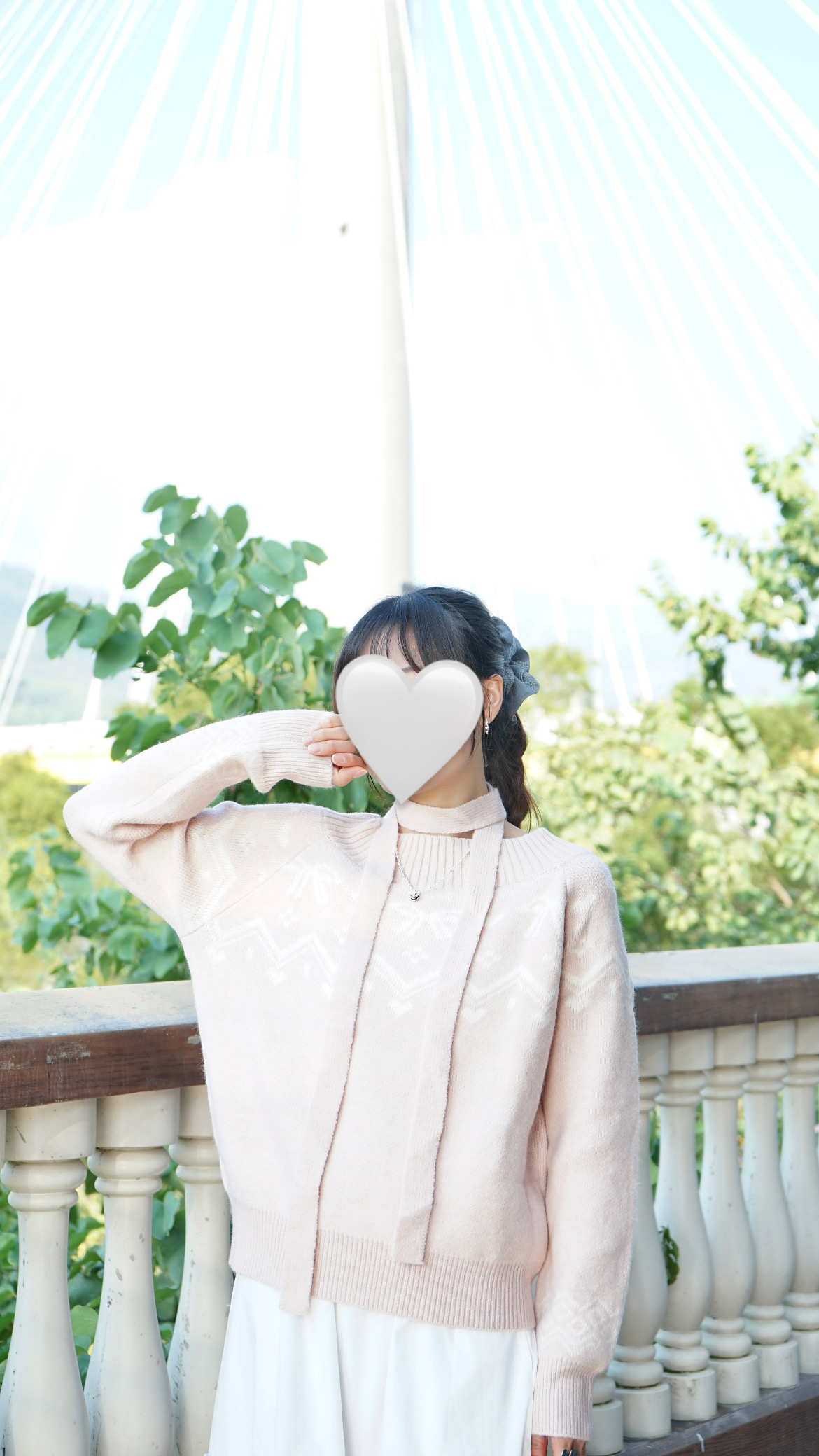 76EC73AA-421B-437A-A9CE-EED439C7CCAC Dating必備~蝴蝶結紋一字膊上衣