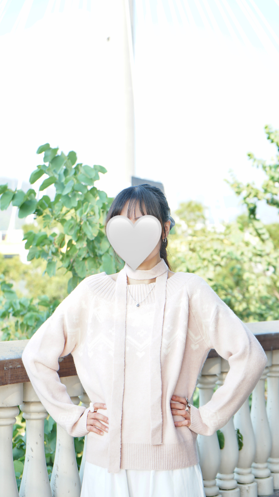 8504E565-3FA7-4566-A837-D36921CED4BC Dating必備~蝴蝶結紋一字膊上衣