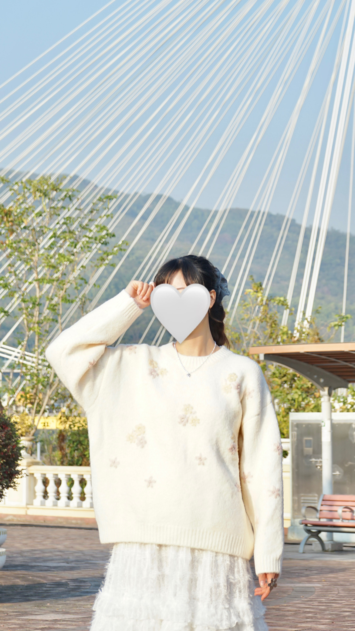 C3EEF381-D3FC-4C3E-9048-CC735F6F327E 必入手!軟棉棉刺繡小花花冷衫
