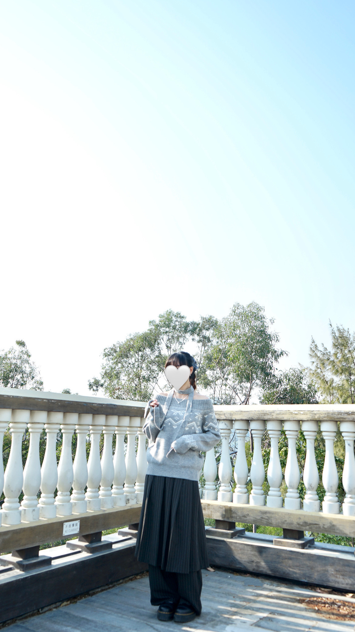 IMG_3049 Dating必備~蝴蝶結紋一字膊上衣