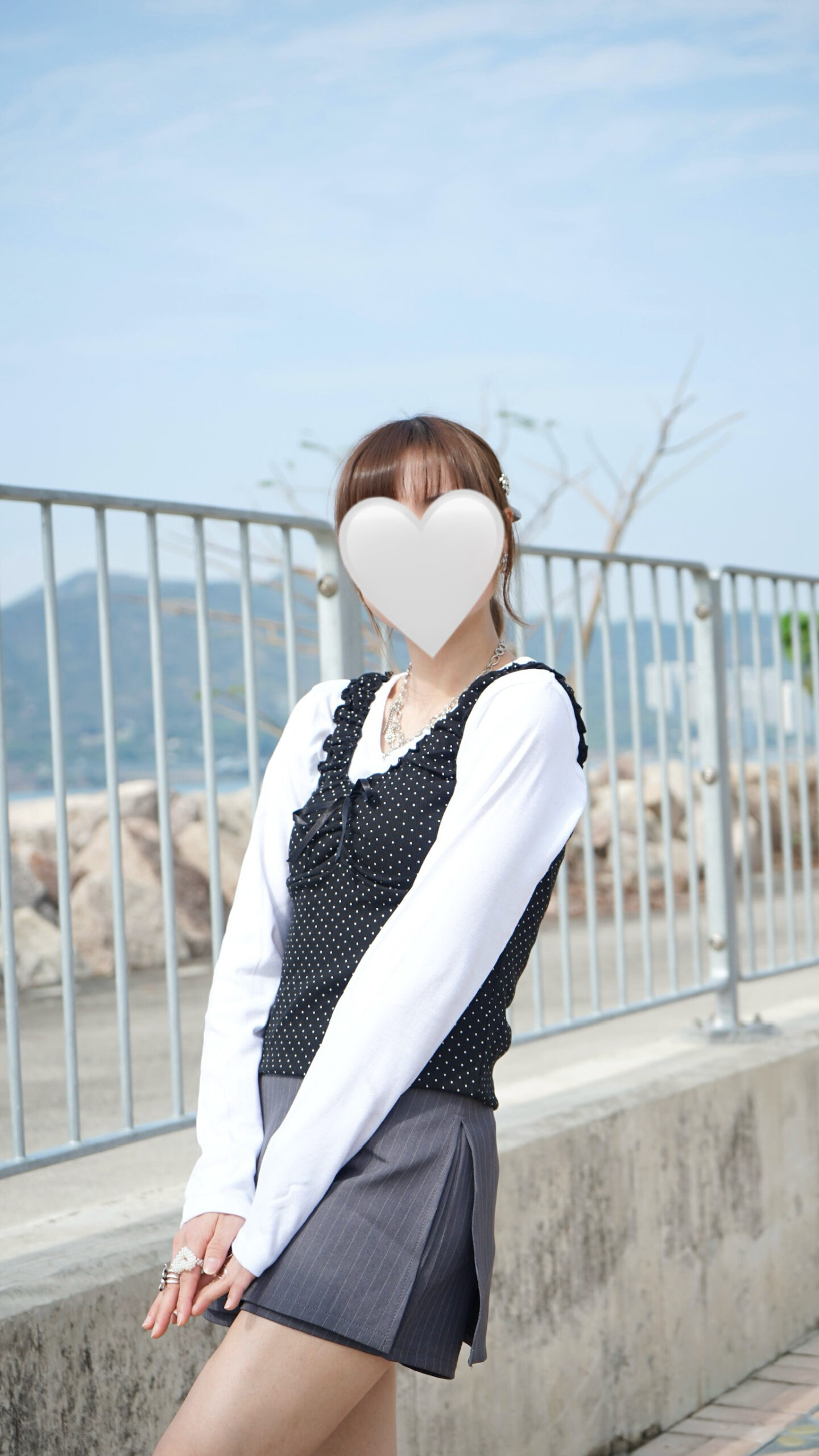 純色百搭簡易薄長tee
