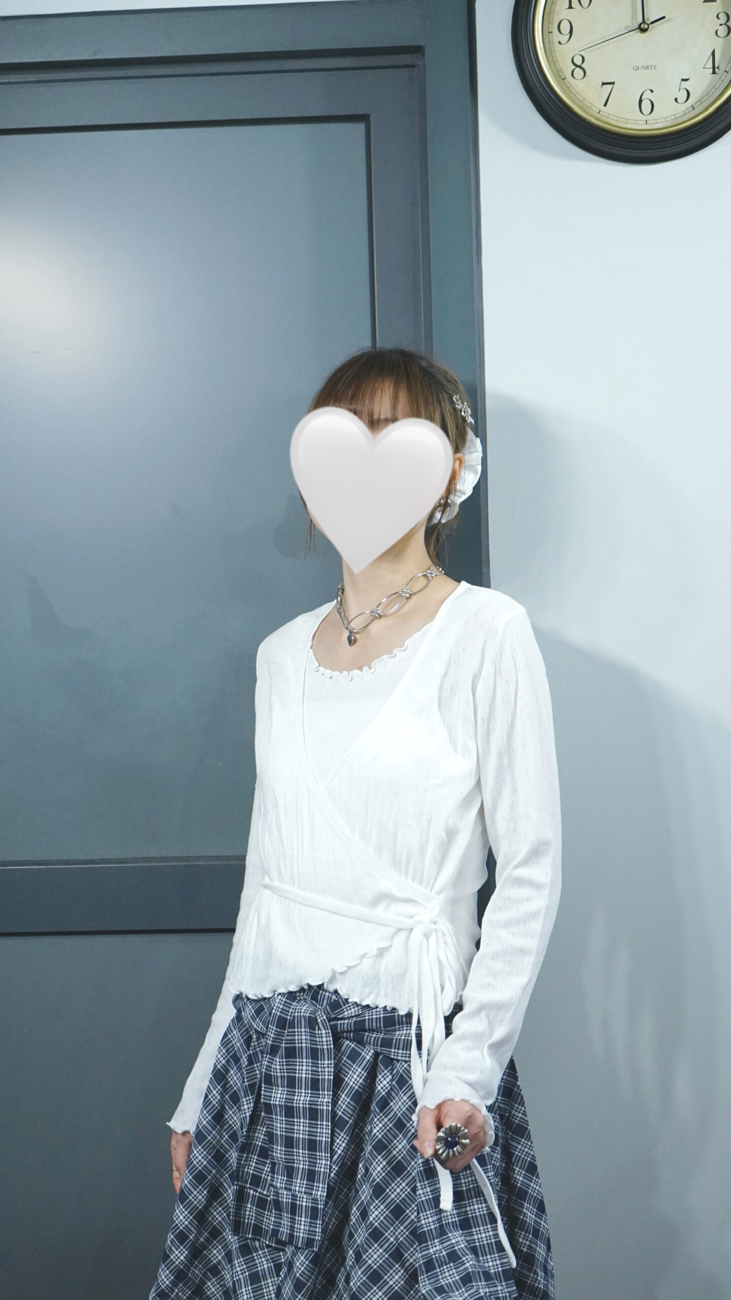 輕薄通花假兩件綁帶上衣