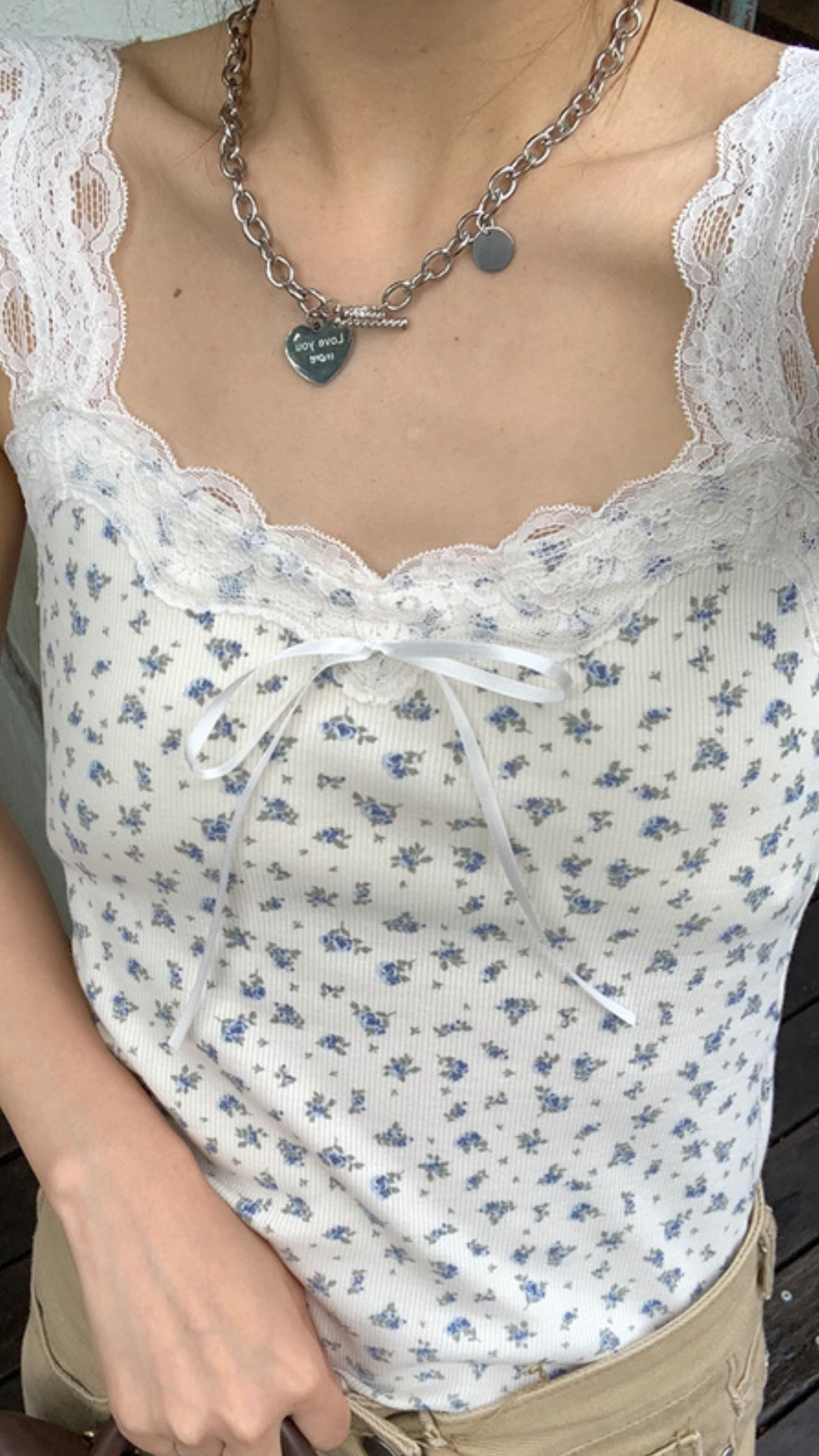 滿滿細節小碎花bra top