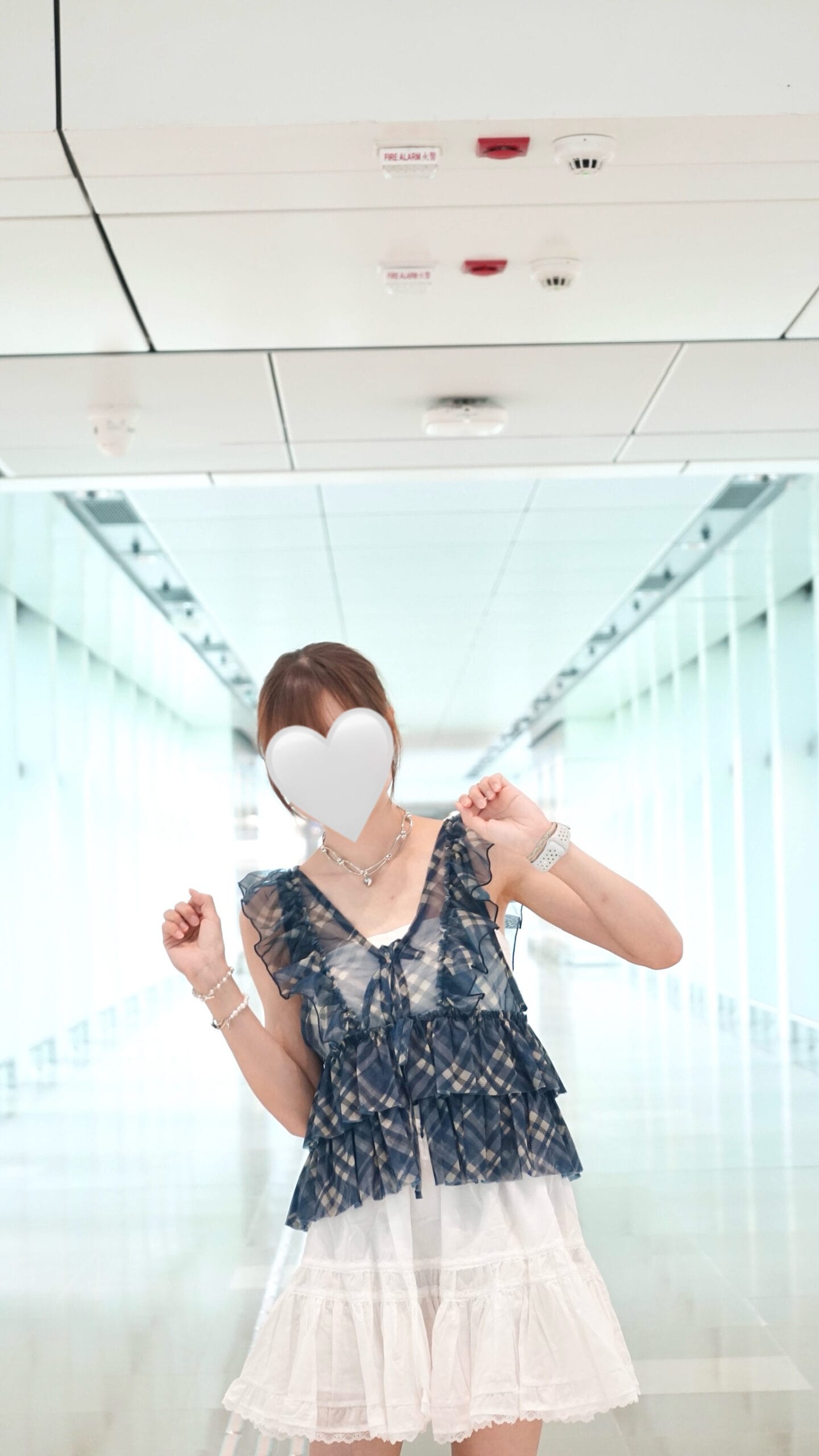 日系透明感格紋綁帶背心